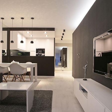 Super-Apartamenty Vip พอซนาน ภายนอก รูปภาพ